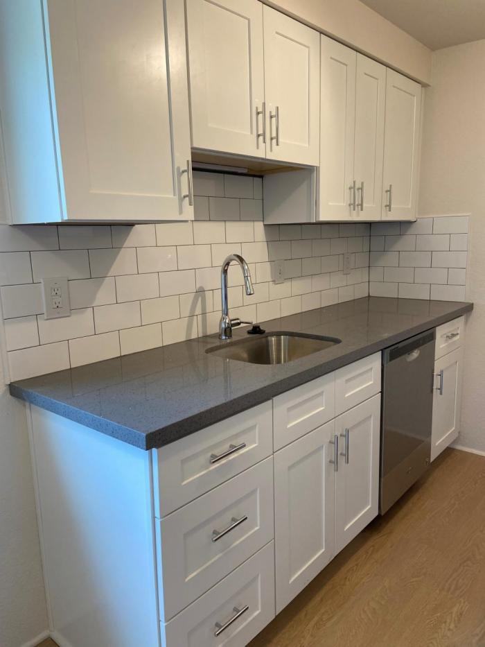 1545 Nw 52nd St - Photo 3 of 11