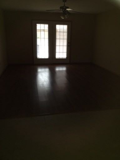 100 Bailey Cir - Photo 2 of 8