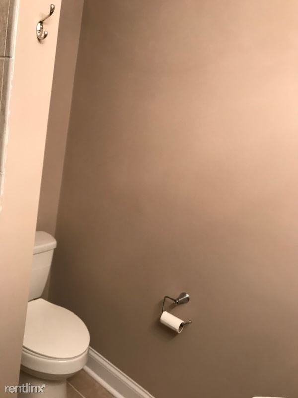 109 S 1st St - Photo 3 of 4