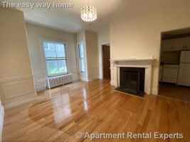 featured image of 381 Harvard St #2