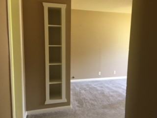 201 East 36th Street - Photo 3 of 11