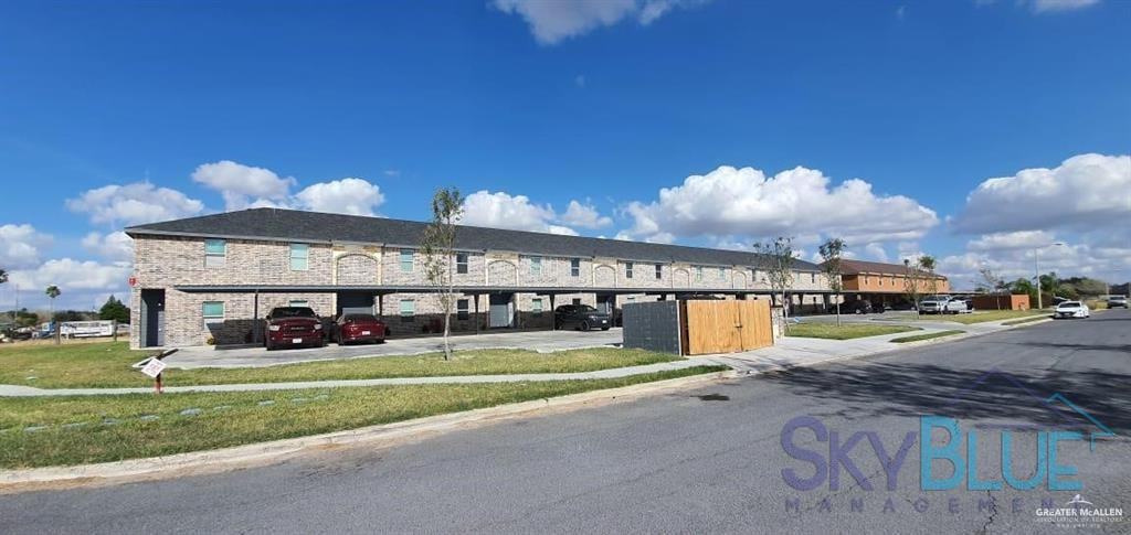 Hummingbird Apartments - Photo 2 of 11