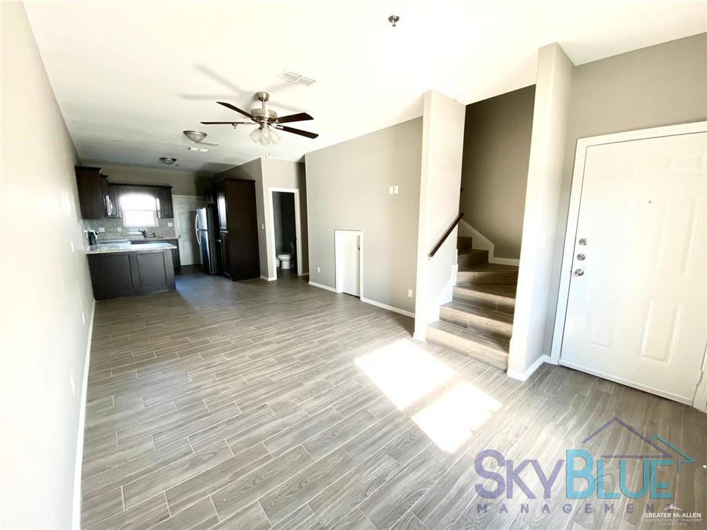 Hummingbird Apartments - Photo 3 of 11