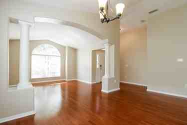 12048 Fall Creek Ct - Photo 2 of 23