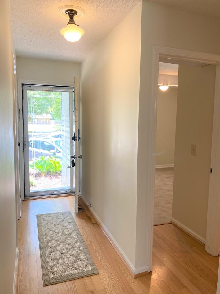 20 White Dogwood Road - 1Unit E #1 - Photo 4 of 17