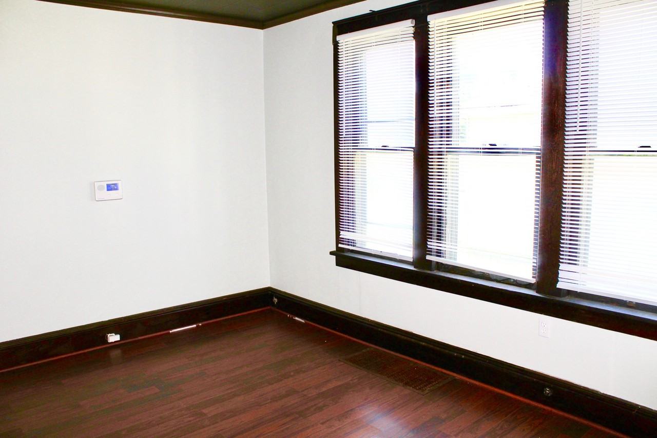 518 Union Ave #1 - Photo 5 of 19