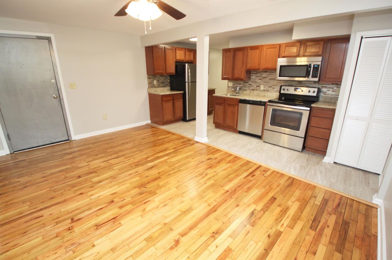50 SUMNER AVENUEAPT 3 #A03 - Photo 2 of 8