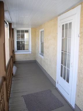 217 Main St - Photo 3 of 10