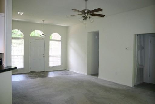 1190 Blackberry Cir - Photo 3 of 32