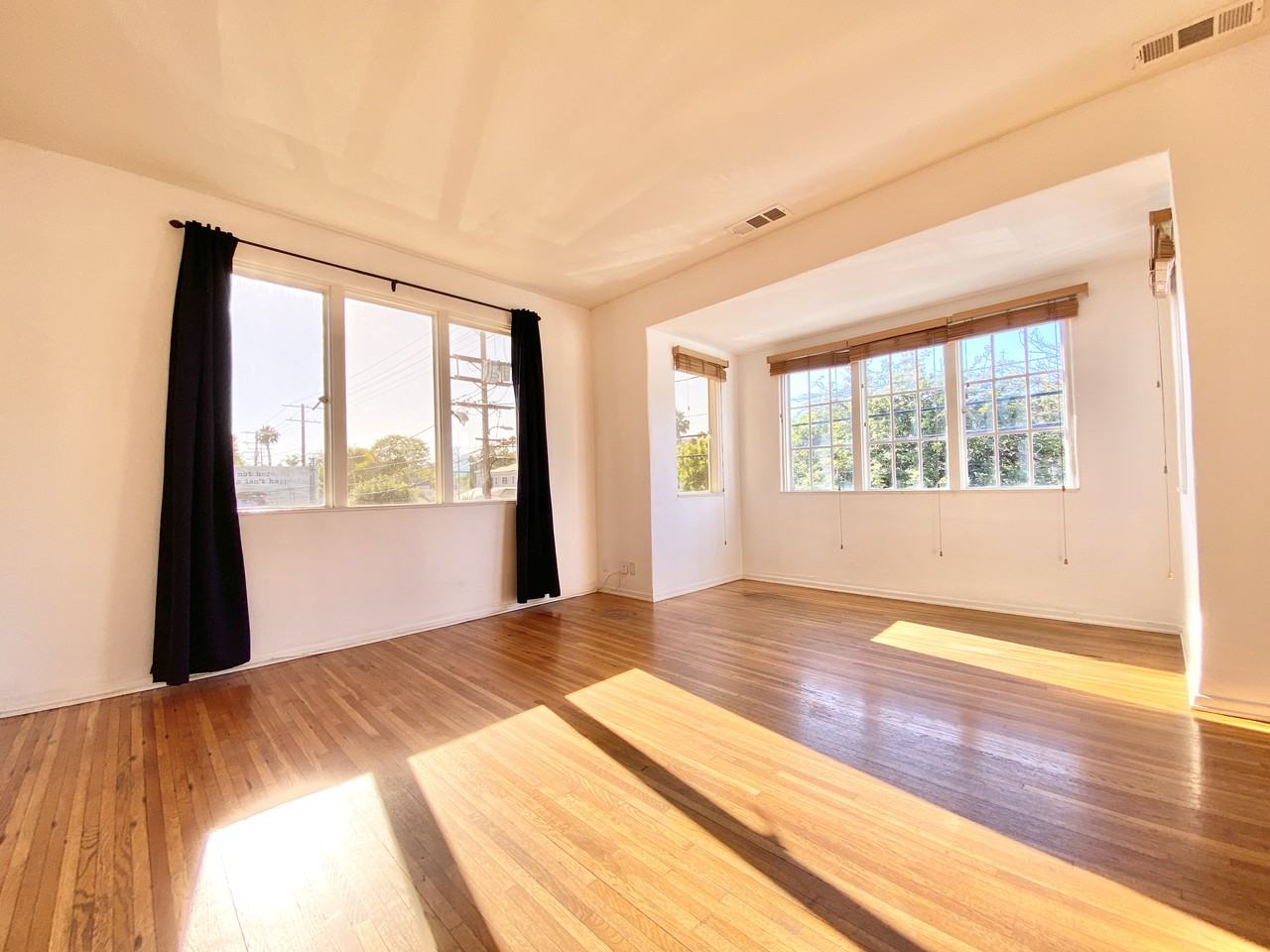 7575 Melrose Ave #4 - Photo 3 of 9