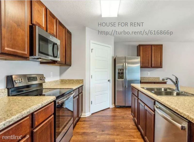 34421 Paisley Ave - Photo 3 of 12
