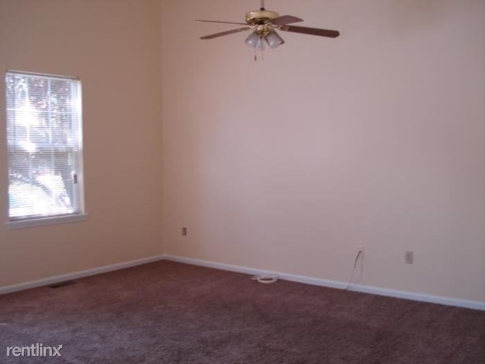 3 Davis Ct - Photo 2 of 7