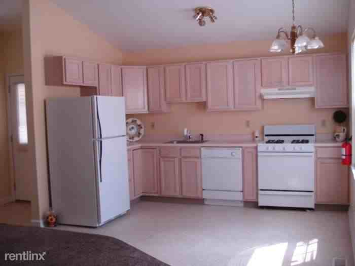 3 Davis Ct - Photo 3 of 7