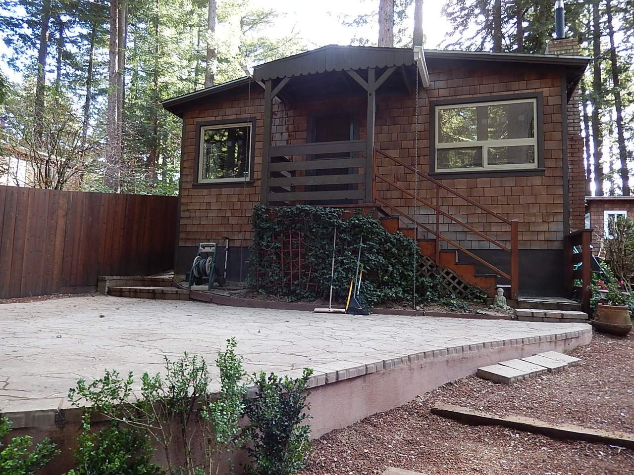 111 Huckleberry Trail - Photo 2 of 18