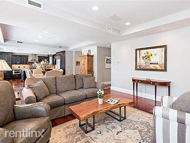 100 Fountain St #4B - Photo 3 of 11