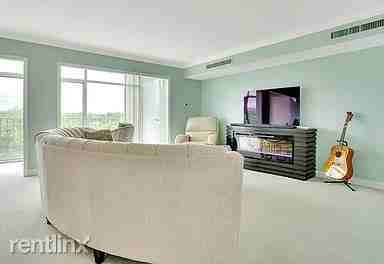 1414 Continental Dr #708 - Photo 3 of 11