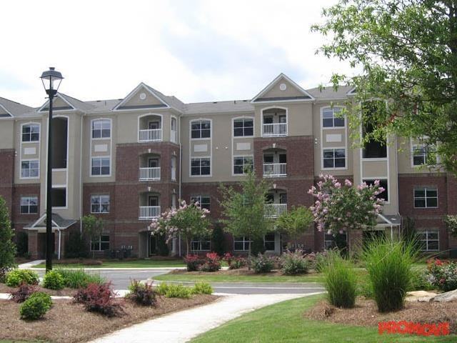 Villas at Sugarloaf - Photo 3 of 10