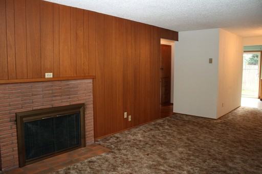 14824 E Burnside St - Photo 3 of 15