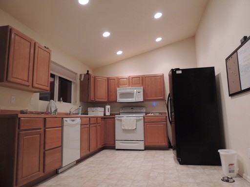 80 E Dunvegan Rd - Photo 2 of 13