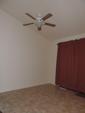 80 E Dunvegan Rd - Photo 3 of 13