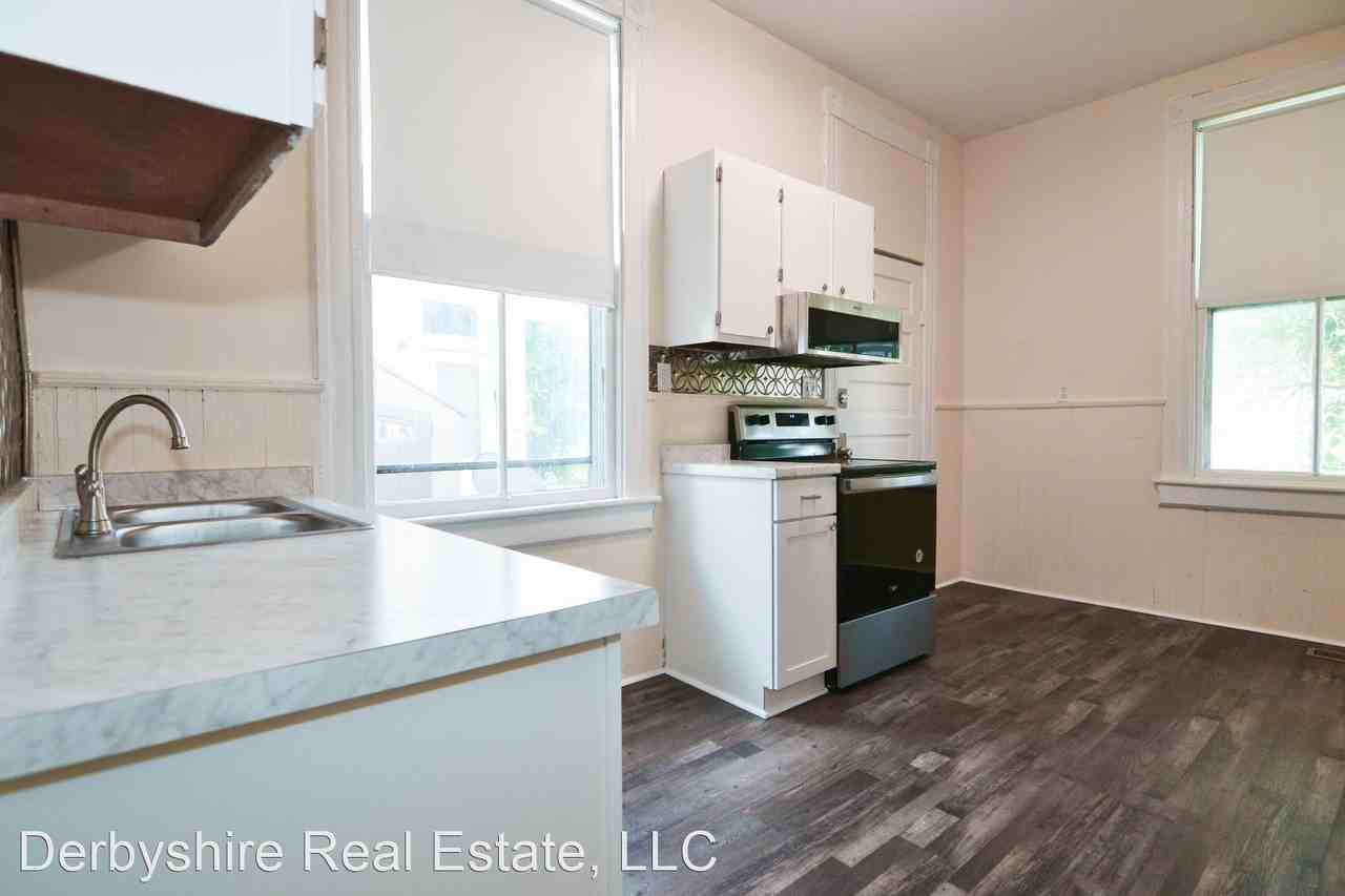 513 Victoria Ave - Photo 2 of 13