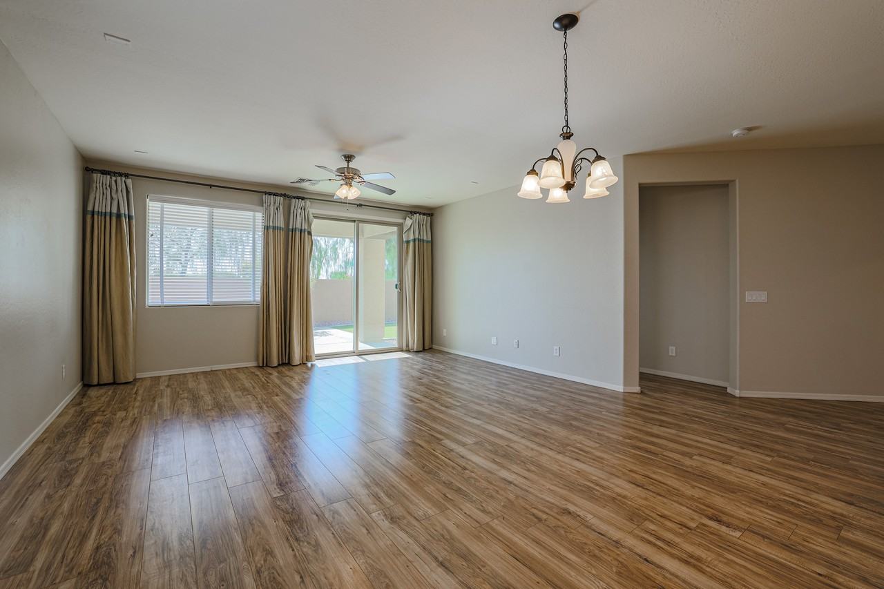 23664 S 209th Ct - Photo 6 of 31