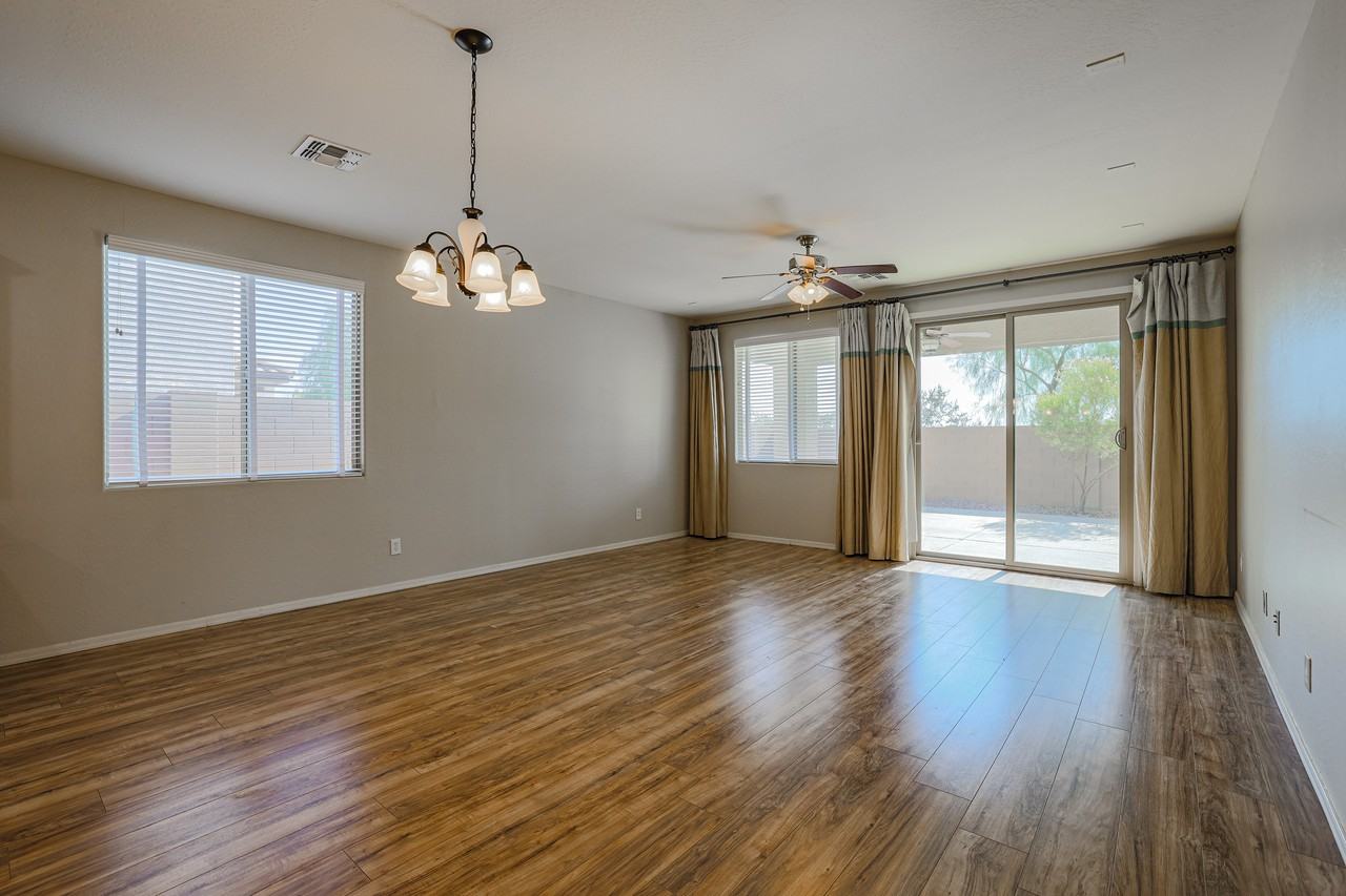 23664 S 209th Ct - Photo 7 of 31