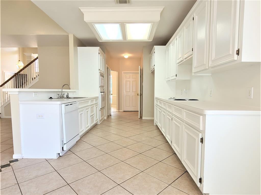 117 S Laguna Pointe Dr - Photo 2 of 7