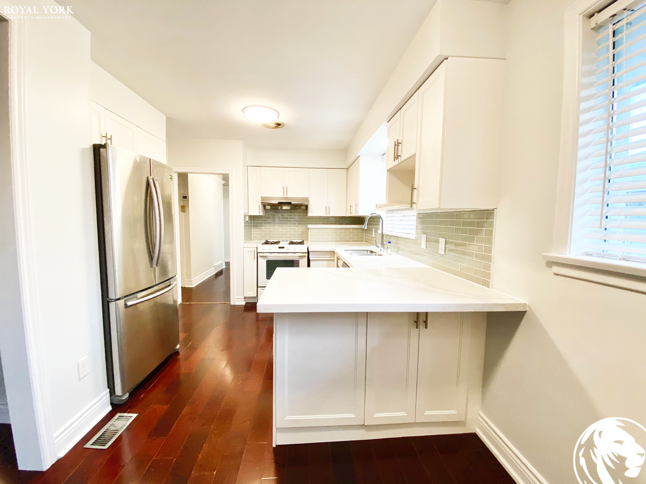 7 Woolwick Dr - Photo 3 of 21