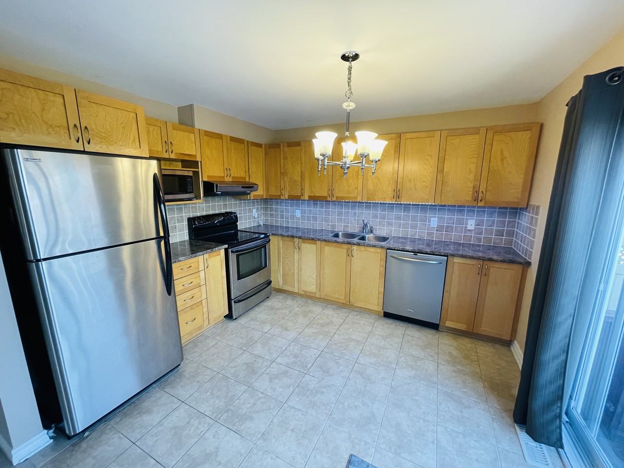 234 Branthaven St - Photo 3 of 12