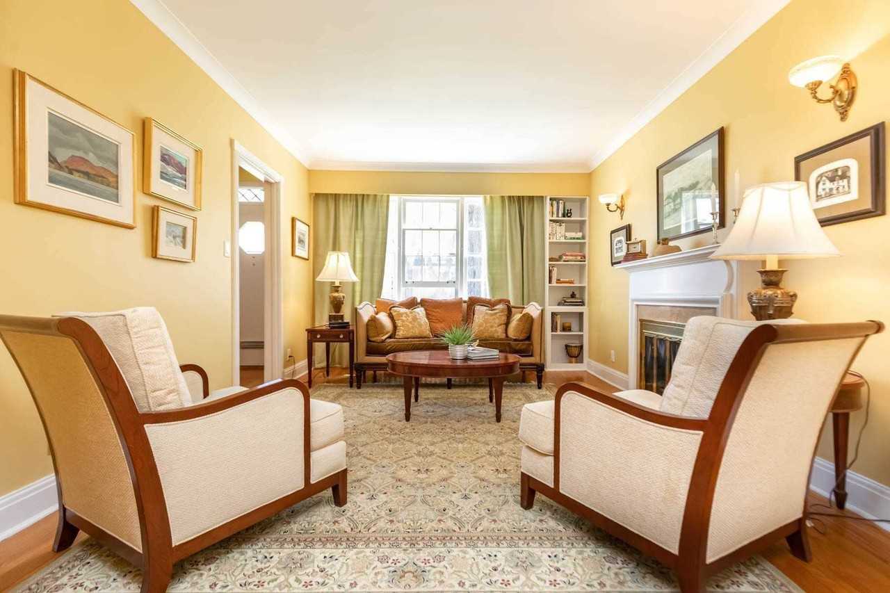 38 Fairfield Rd - Photo 2 of 22