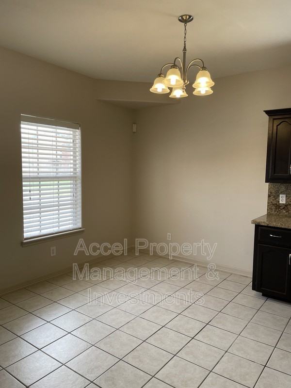 201 Gastel Cir - Photo 5 of 10