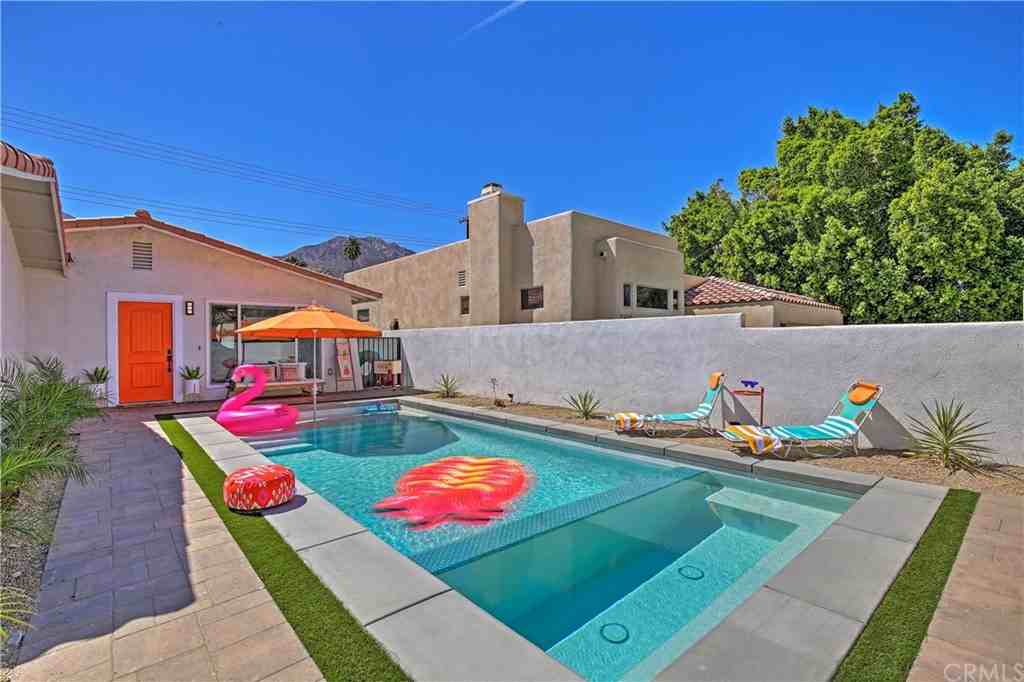 54345 Avenida Carranza - Photo 3 of 37