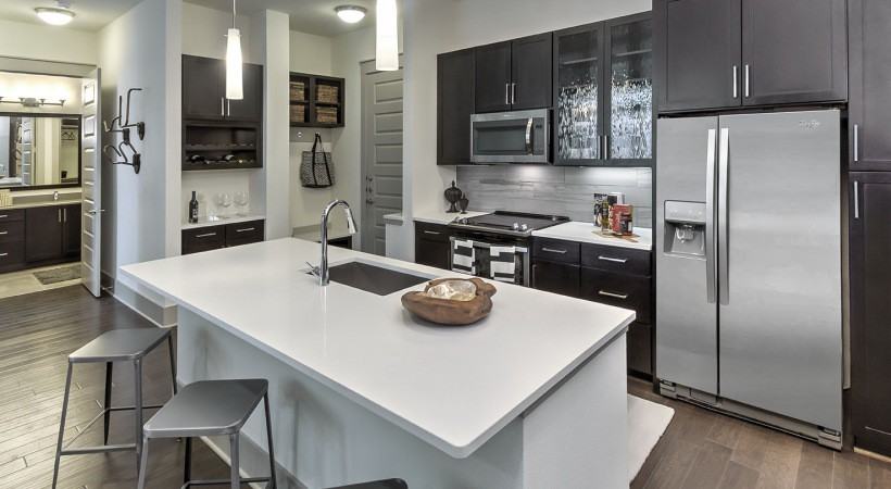 656 N Eldridge Pkwy #108
