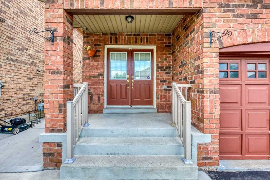 3222 Angel Pass Drive - Photo 2 of 10