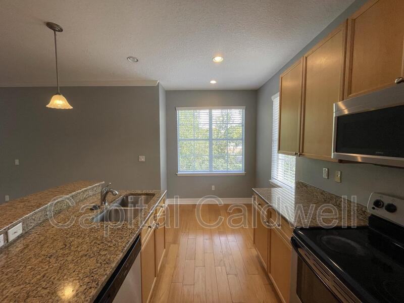 4501 Bay Spring Ct - Photo 5 of 47