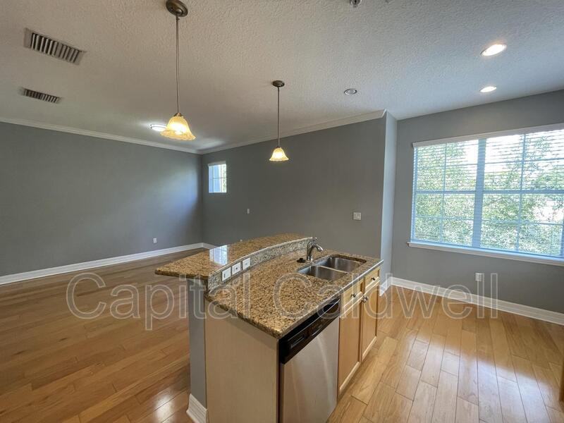 4501 Bay Spring Ct - Photo 7 of 47