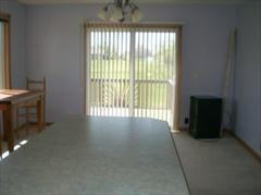 2078 Huntsman Ct - Photo 3 of 4