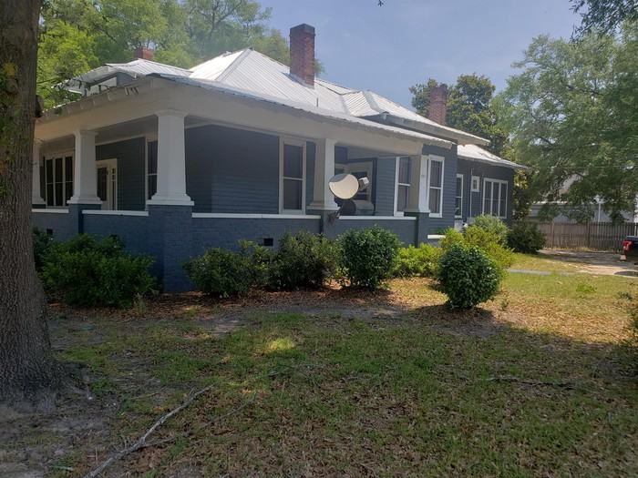 741 Bridge St - Photo 2 of 2