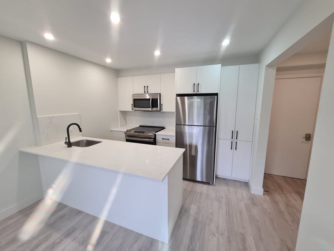 6451 Joseph Renaud - Photo 2 of 11