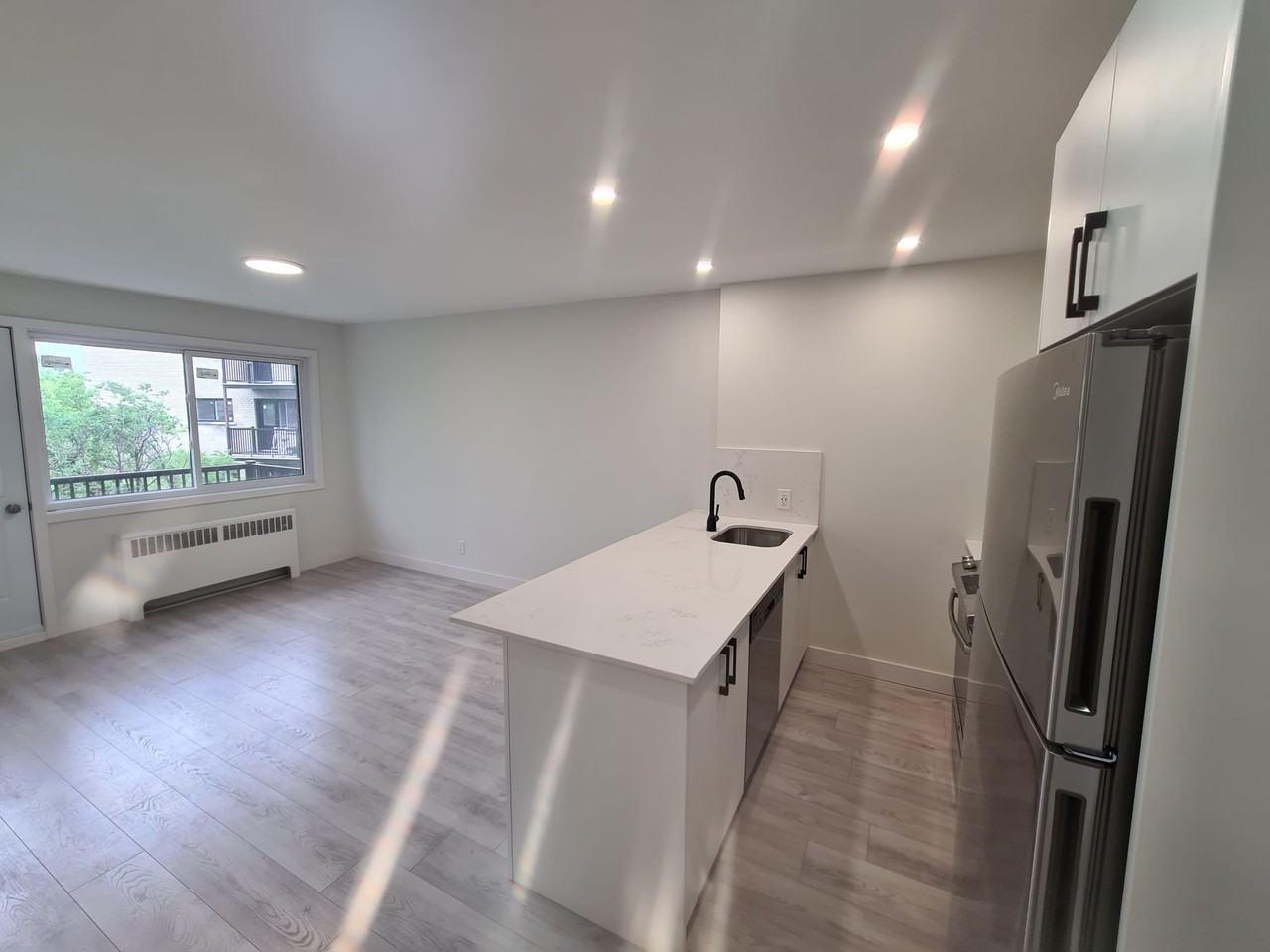 6451 Joseph Renaud - Photo 3 of 11
