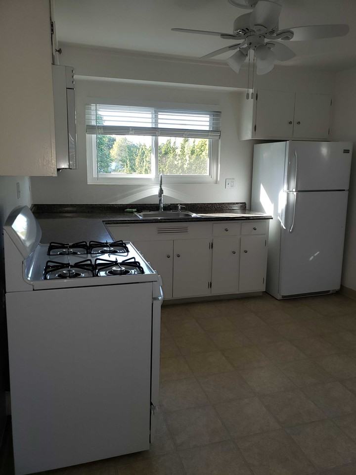 226 Brookwood Ave - Photo 2 of 5