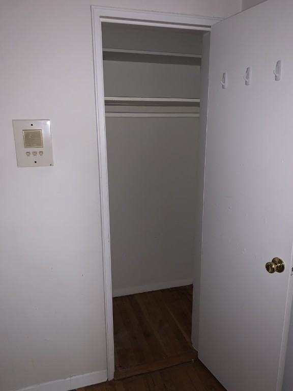 E 58th St #2B - Photo 6 of 7