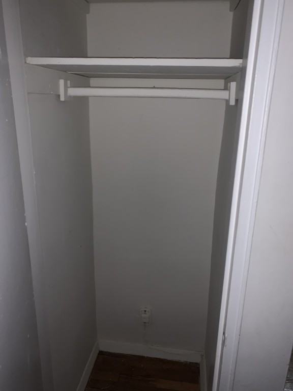 E 58th St #2B - Photo 7 of 7