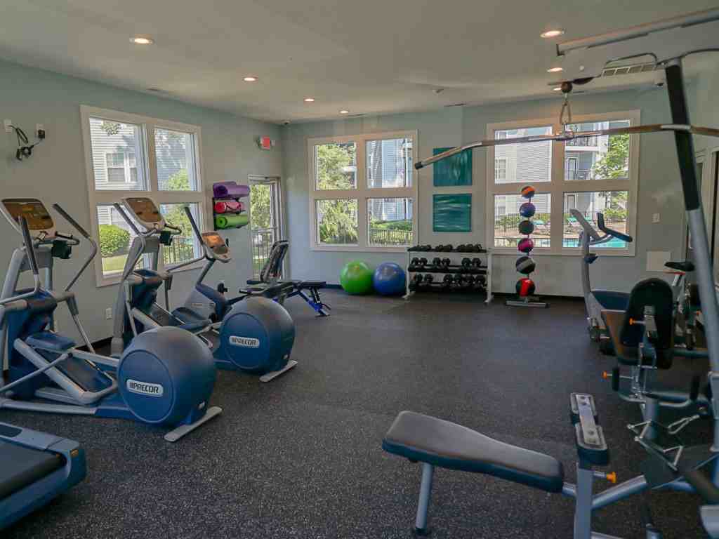 Hampton Center Apartments - Photo 2 of 28