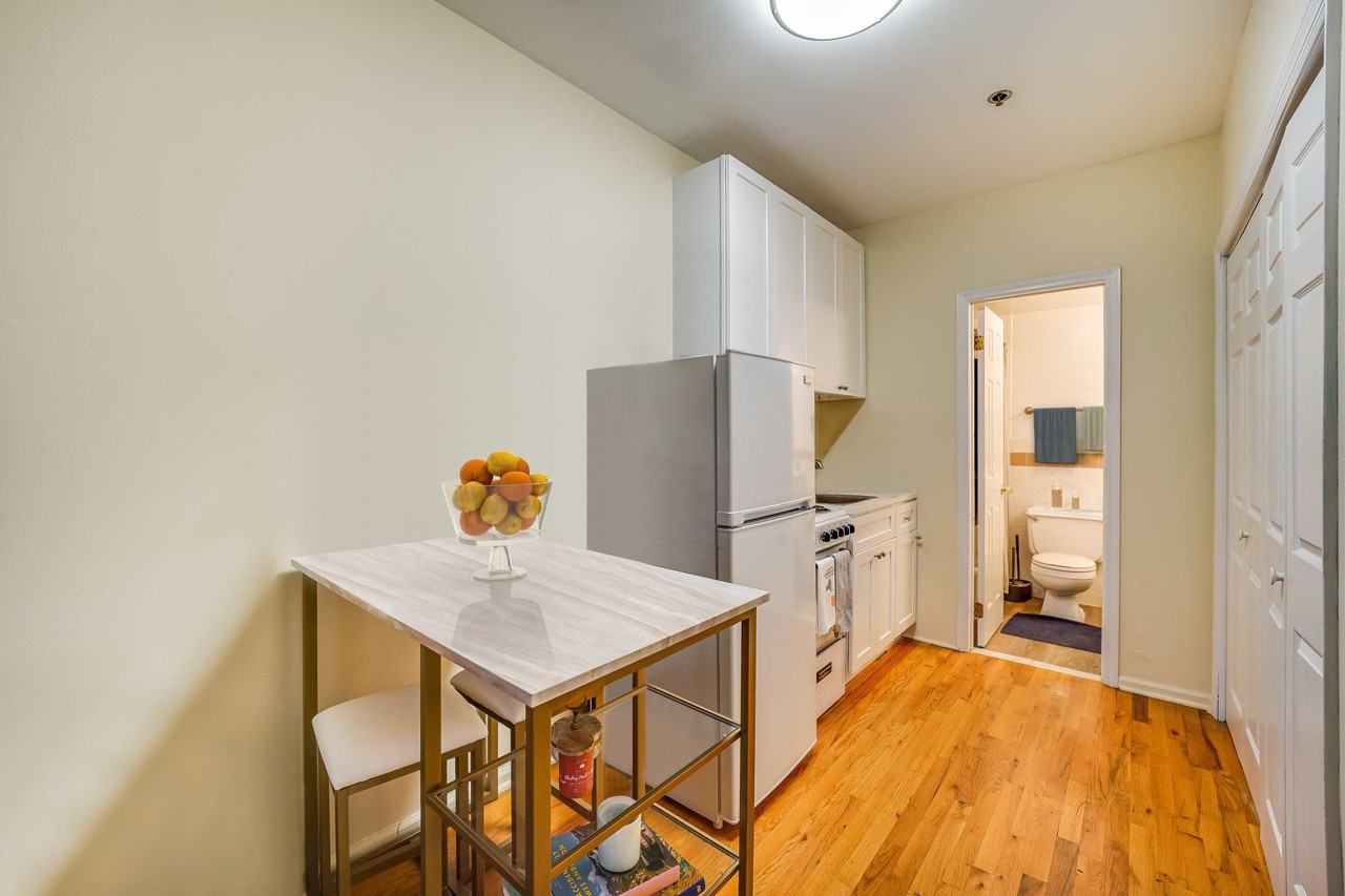 217 Bloomfield Street #101 - Photo 5 of 10