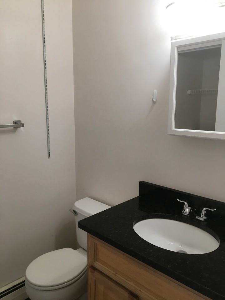 190 Summer Street - Photo 6 of 8