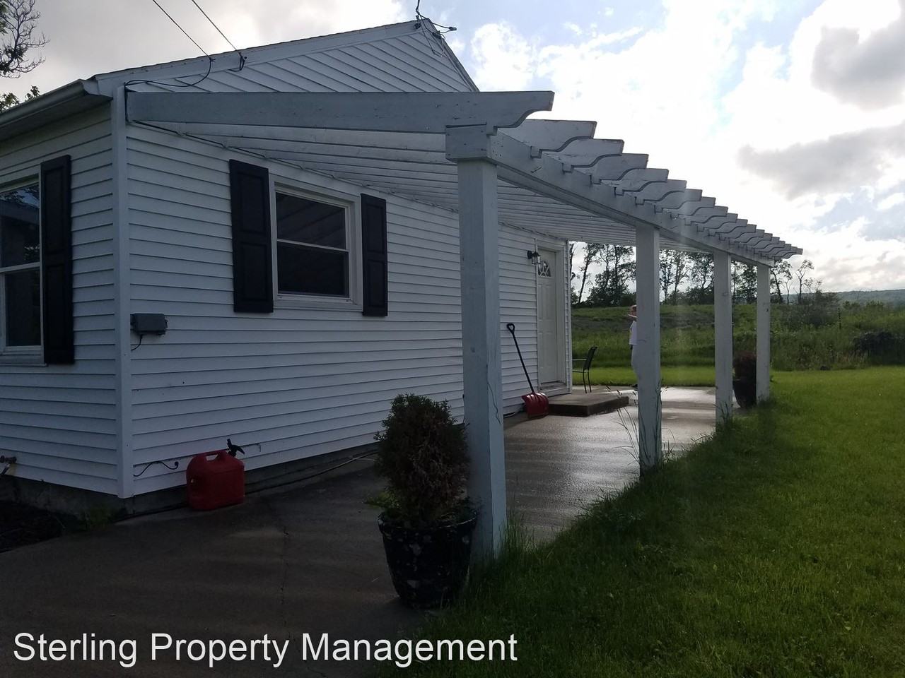 535 Middle Rd - Photo 2 of 8