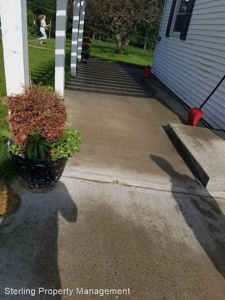 535 Middle Rd - Photo 3 of 8