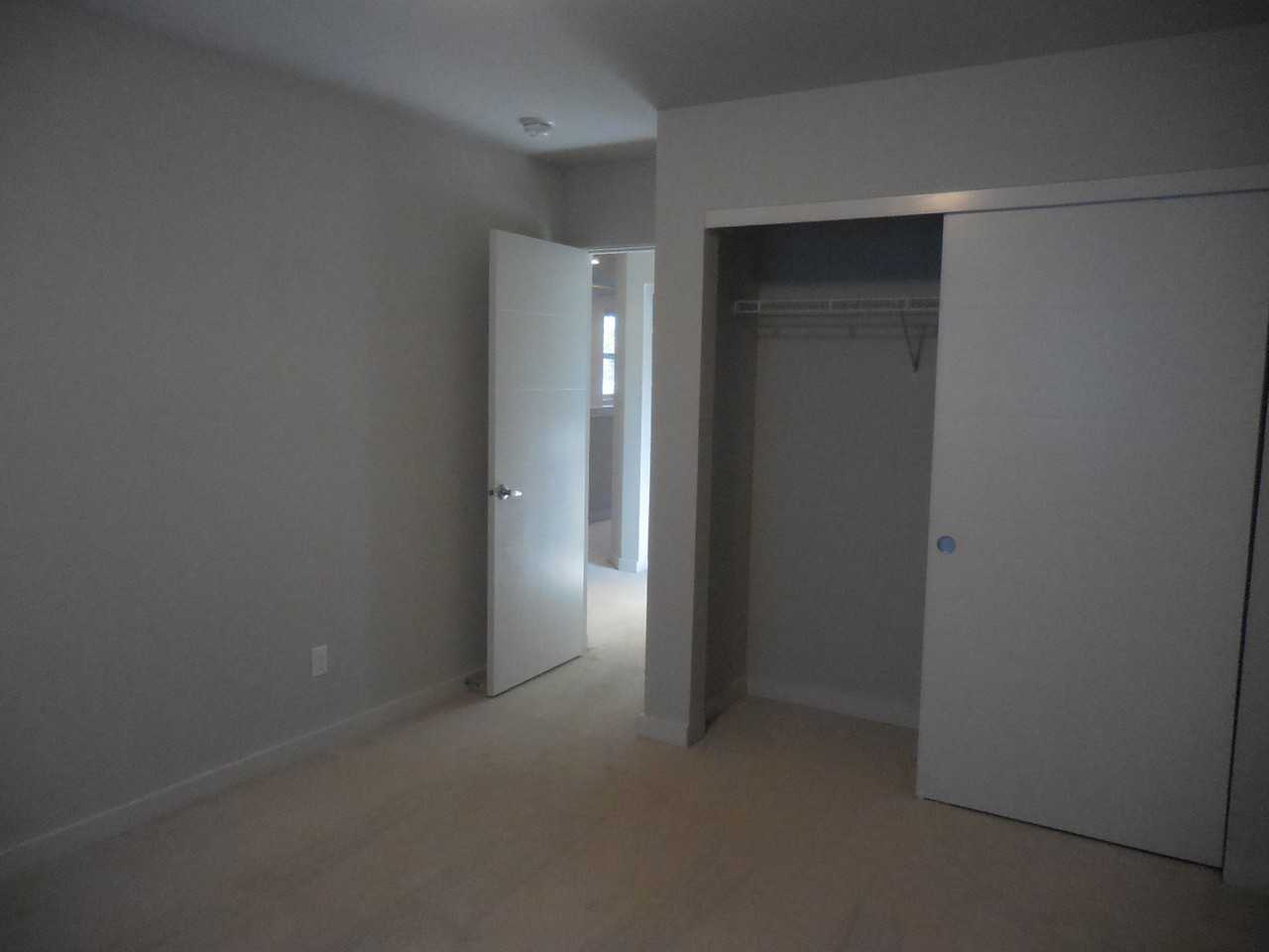 8619 N Wayland Ave #1 - Photo 6 of 23